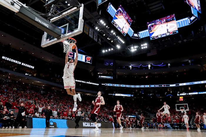 Johnny Davis throwing down a breakaway dunk against Colgate.